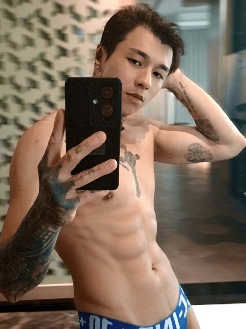 LUNA SPA 仕女按摩｜情慾按摩｜男師按摩_Leo_1