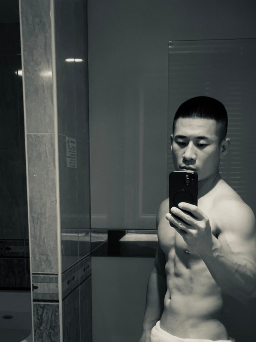 LUNA SPA 仕女按摩|情慾按摩|男師按摩_史塔克_2